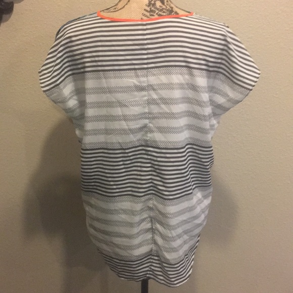 a.moon Women’s Top/Shirt sz M - Picture 2 of 4